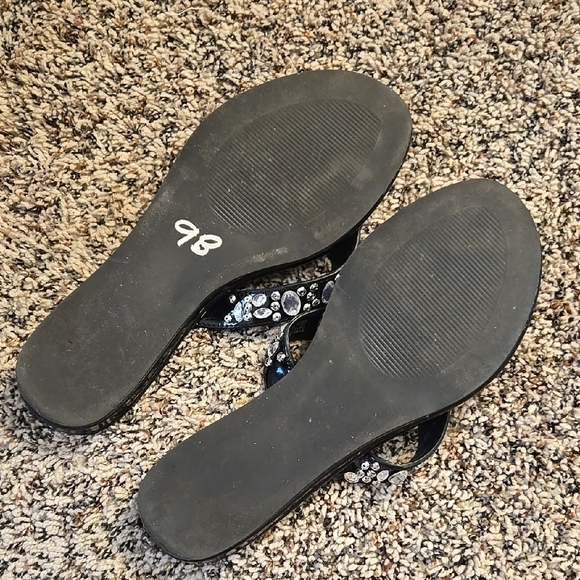 GUESS Black Embellished Women's Sandals - Picture 3 of 4